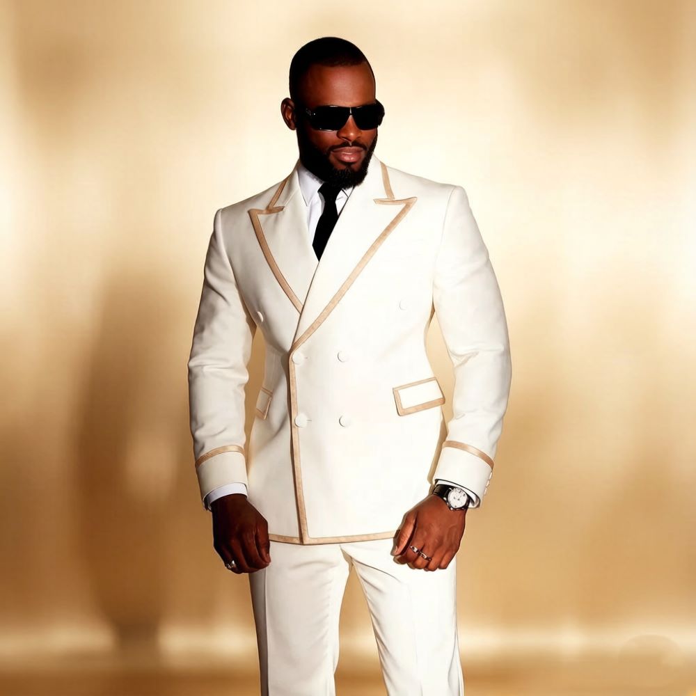 Ternos Brancos Masculinos de A - Mens Formal Look avaliação e preço